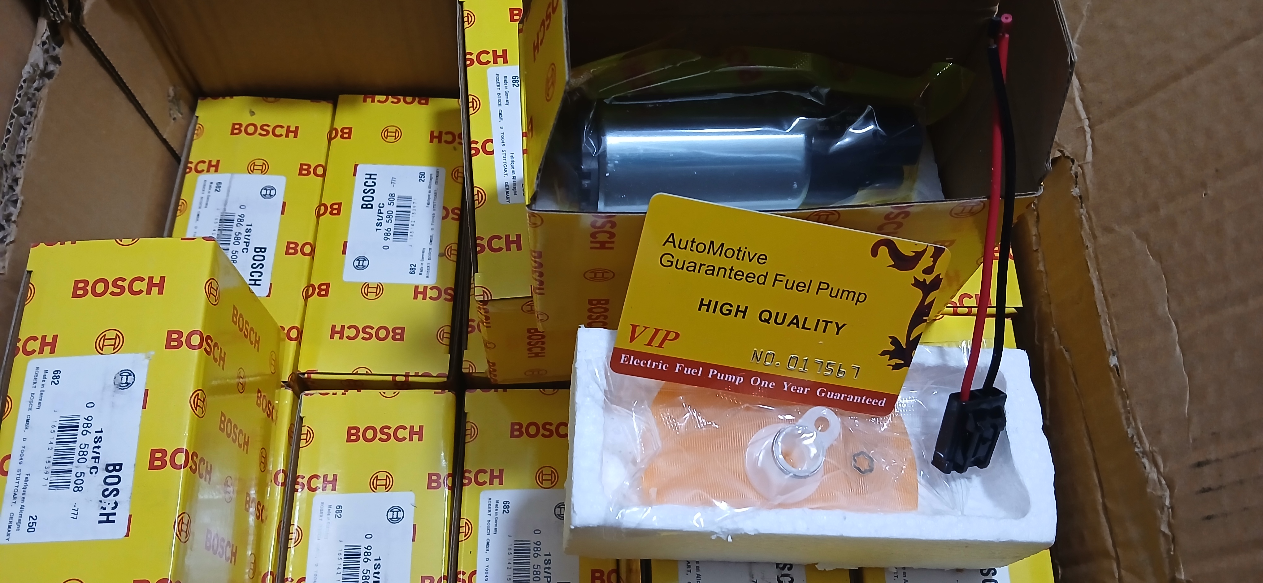 مغزی پمپ بنزین BOSCH بوش اصلی - پژو ، پارس ، سمند ، پراید ، نیسان انژکتور و برخی خودروهای خارجی و چینی